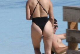 Jennifer Lopez desnuda